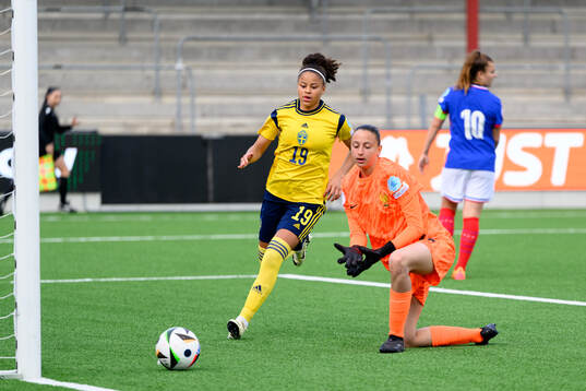 Felicia Schröder of Sweden