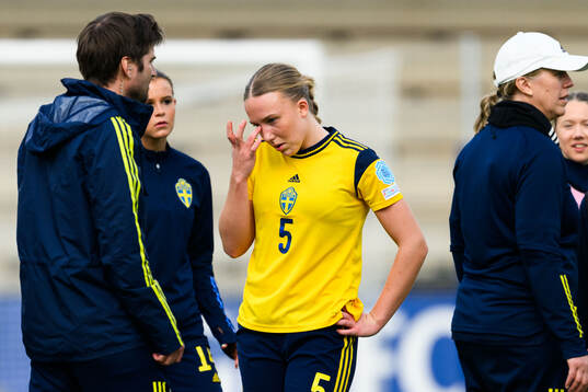 Thindra Mattsson of Sweden looks dejected