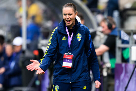 Head coach Lovisa Delby of Sweden