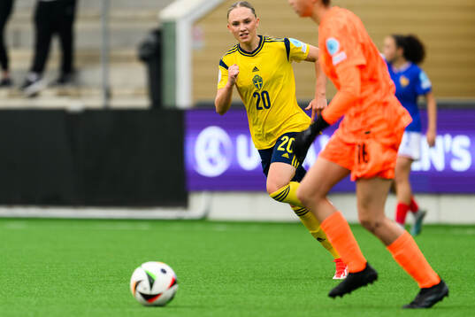 Nova Rolfsson of Sweden