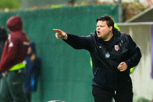 Head coach Børje Sørensen of Norway