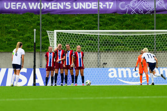 Ina Raaum Andreassen, Tuva Olaussen Sagen, Elle Ulstein and