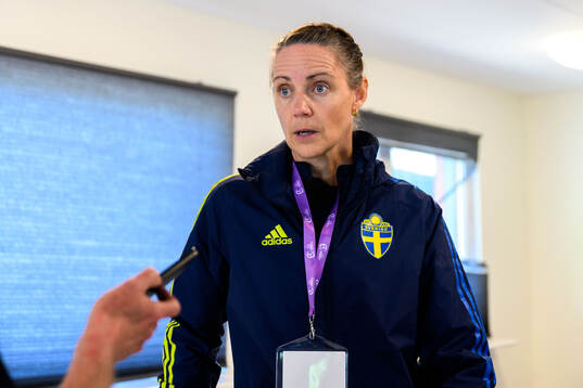 Head coach Lovisa Delby of Sweden