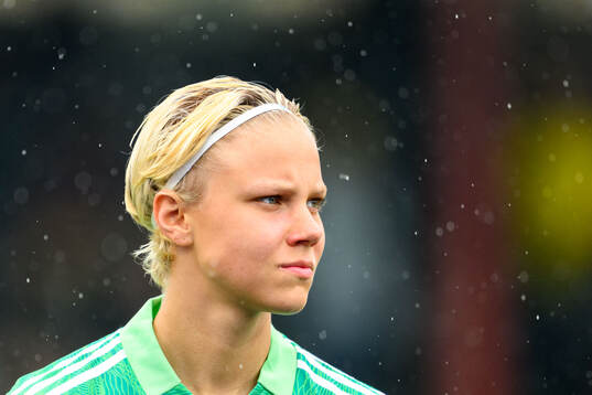 Goalkeeper Saga Andersson of Sweden