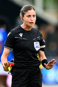 Referee Martina Molinaro