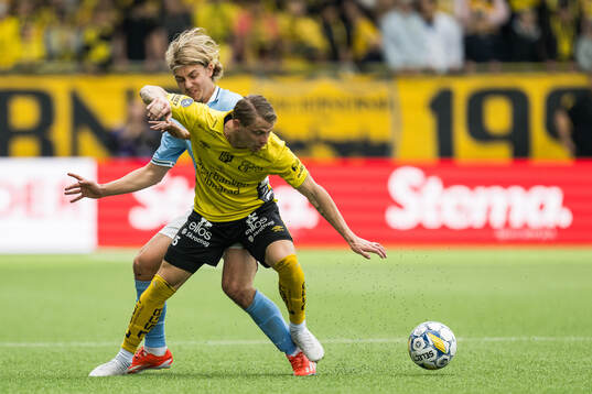 Malmö FFs Sebastian Nanasi och Elfsborgs Simon Hedlund