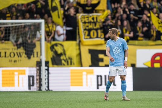 Malmö FFs Anton Tinnerholm deppar