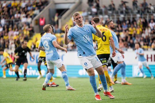Malmö FFs Sebastian Jörgensen  deppar