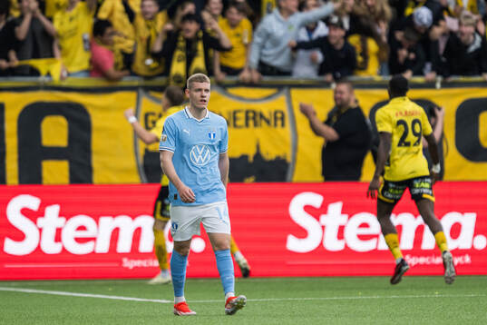 Malmö FFs Sebastian Jörgensen  deppar