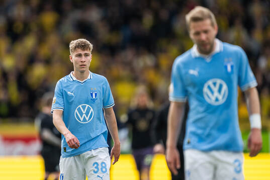 Malmö FFs Hugo Bolin deppar