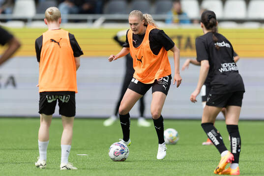 Häckens Elma Junttila Nelhage