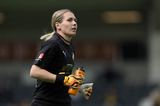 Häckens målvakt Jennifer Falk