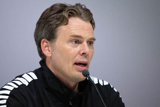 GAIS tränare Fredrik Holmberg på presskonferensen