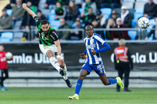 GAIS Mervan Celik och IFK Göteborgs Malick Junior Yalcouye