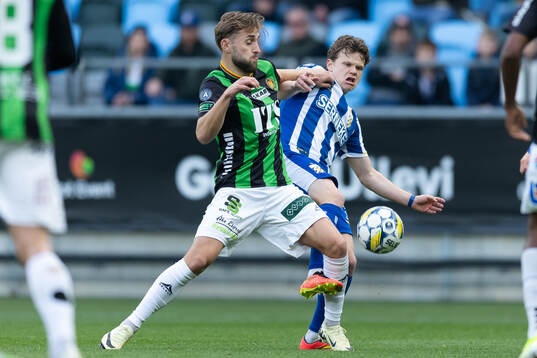 GAIS Jack Cooper-Love och IFK Göteborgs Kolbeinn Thordarson
