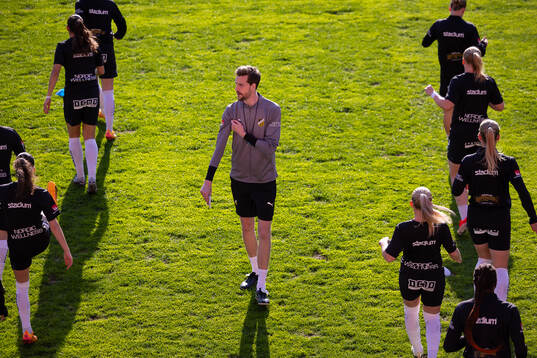 Häckens fystränare Joel Dahlberg