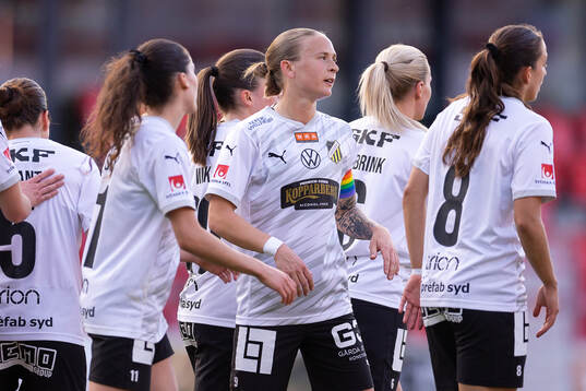 Häckens Filippa Curmark jublar