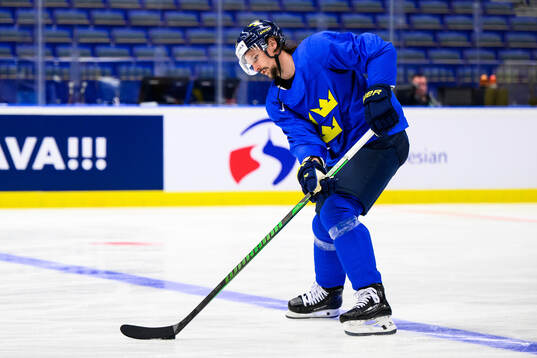Erik Karlsson of Sweden at a practice session