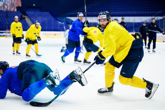 Marcus Pettersson of Sweden at a practice session