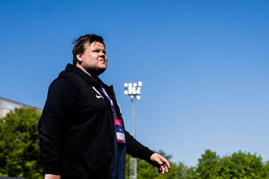 Head coach Børje Sørensen of Norway ahead ofof the UEFA