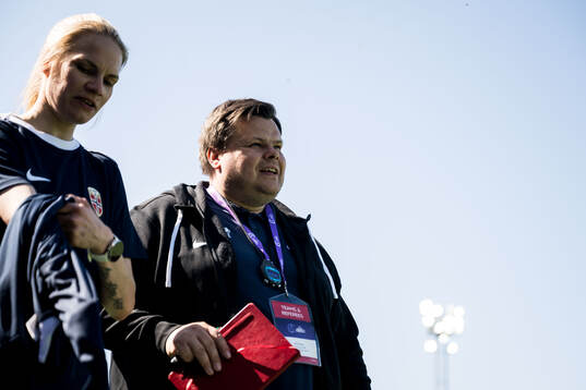 Head coach Børje Sørensen of Norway
