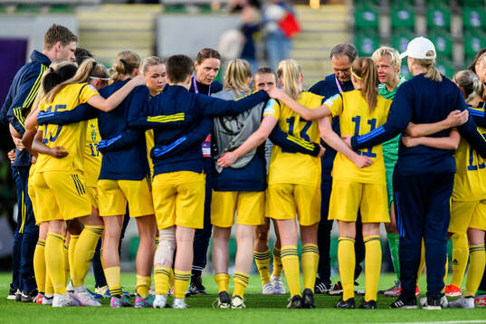 Head coach Lovisa Delby of Sweden