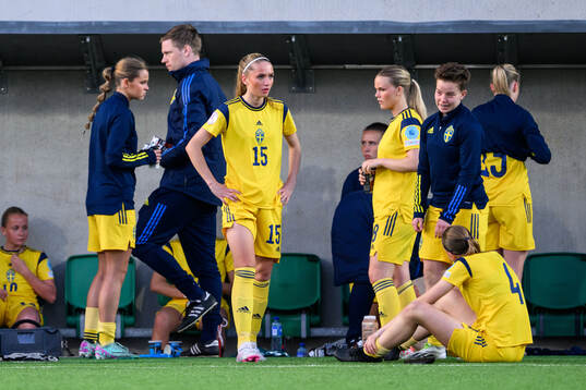 Carmen Cernjul of Sweden looks dejected