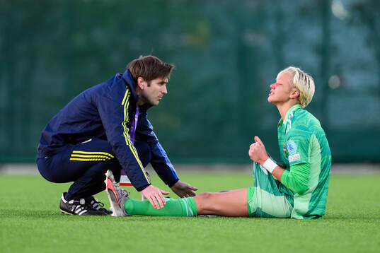 goalkeeper Saga Andersson of Sweden looks dejected