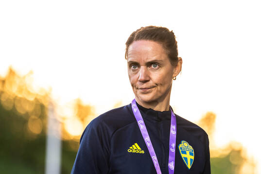 Head coach Lovisa Delby of Sweden