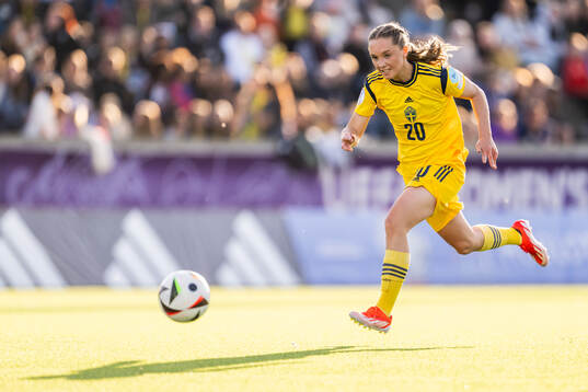 Nova Rolfsson of Sweden