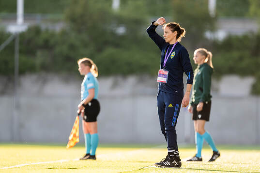 Head coach Lovisa Delby of Sweden