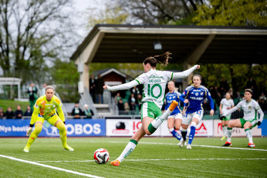 Hammarbys Smilla Vallotto gör 1-0