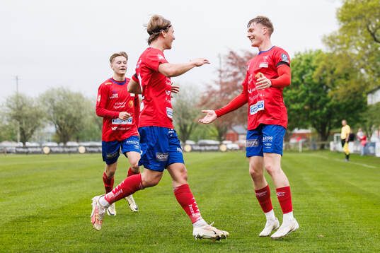 Tvååkers Oliver Brynéus jublar