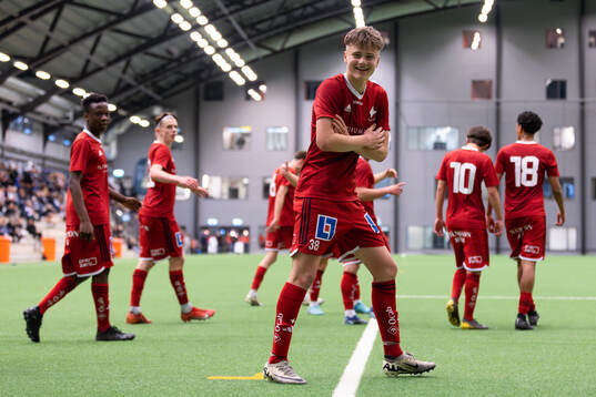 IFK Norrköpings Åke Andersson jublar
