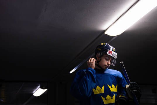 Bläddra bland fler bilder av 2024 IIHF Ice Hockey World Championship, day 0, Sweden, Practice