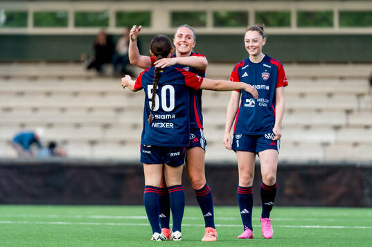 FC Rosengårds Gudrun Arnardottir, Filippa Sjöström och