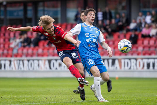 Östers Adam Herdonsson och IK Oddevolds Liridon Kalludra