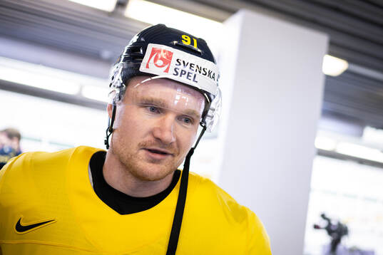Carl Grundström of Sweden