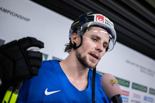 Adrian Kempe of Sweden