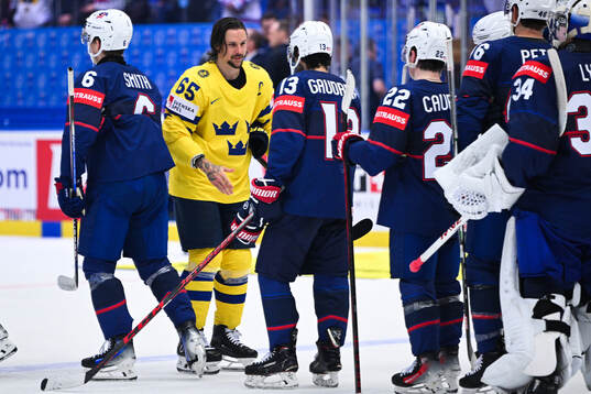 Erik Karlsson of Sweden
