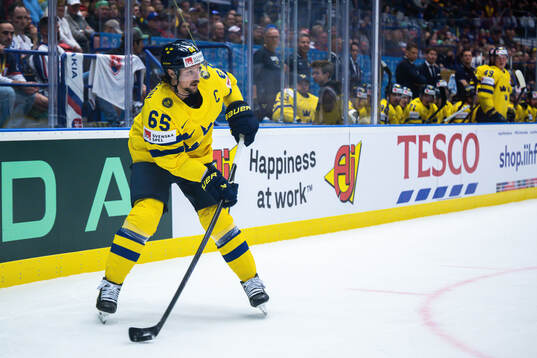 Erik Karlsson of Sweden