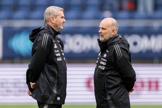 Petter Myhre, assistant coach of Vålerenga, and Geir