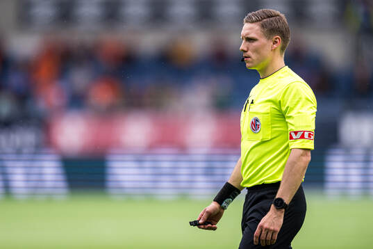 Mathias Støfringshaug, referee