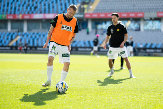 GAIS Jonas Lindberg innanunder fotbollsmatchen i