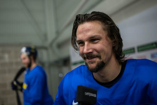 Erik Karlsson of Sweden
