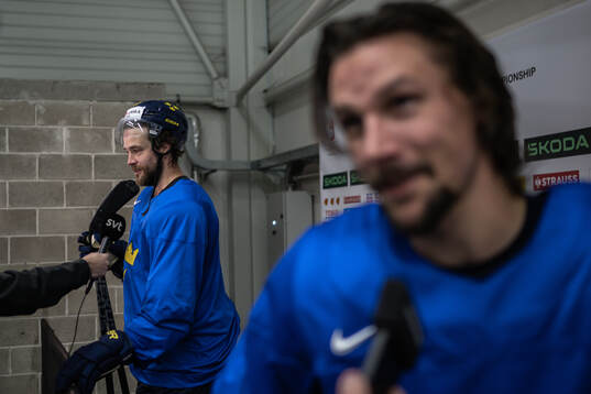 Victor Hedman and Erik Karlsson of Sweden