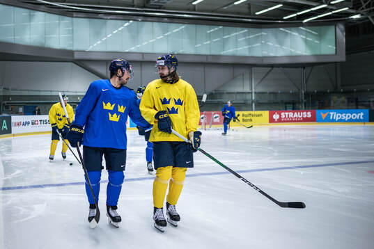Marcus Johansson and Linus Johansson at a practice session