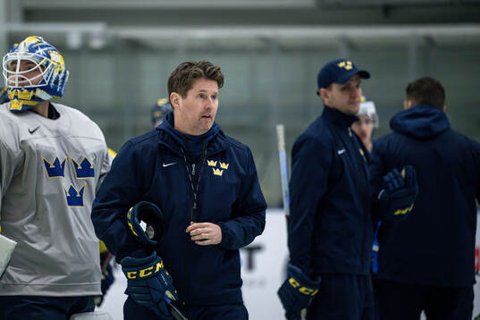 Assistant coach Stefan Klockare of Sweden at a practice
