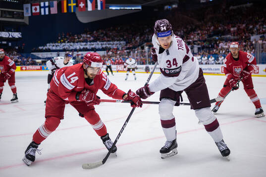 Dominik Pas of Poland and Eduards Tralmarks of Latvia