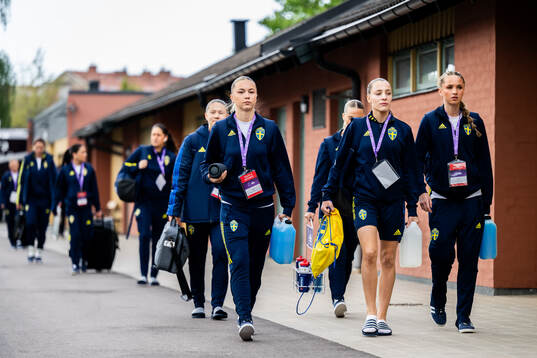 Alice Broman, Augusta Priks and Carmen Cernjul of Sweden